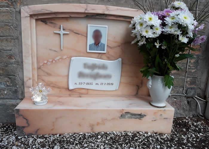 Prezzi e costi lapidi in marmo